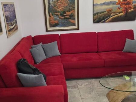 Appartamento 2+1+1 con Balcone in Affitto