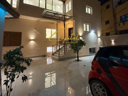 VILLA PRIVATA IN AFFITTO 340 M2 21 DICEMBRE 200.000 LEKE