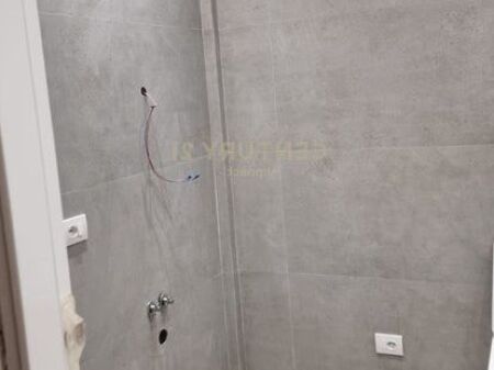 In vendita 1+1 al Lago Secco