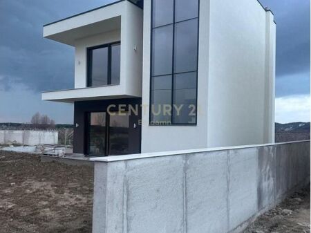 EXCLUSIVE SHITET VILE INDIVIDUALE NE GJIRIN E LALZIT | 290.000€