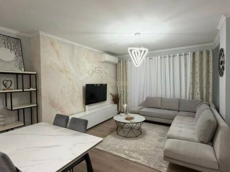 Apartament te Liqeni i Thate 1+1