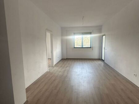 Apartament ne shitje 2+1+2+ballkon