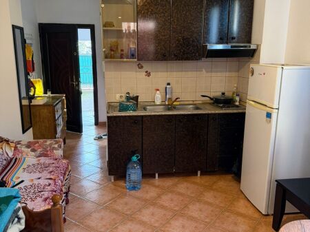 Monolocale in affitto a 5 Maj