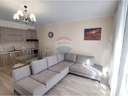 APARTAMENT 1+1 PER QIRA TE RR.DIBRES PRANE QSUT-se !
