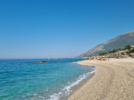 🏡 Villa Twin con Piscina in Vendita – Green Coast  Villa su 3 piani