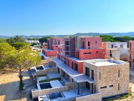 Shitet Apartament 1+1