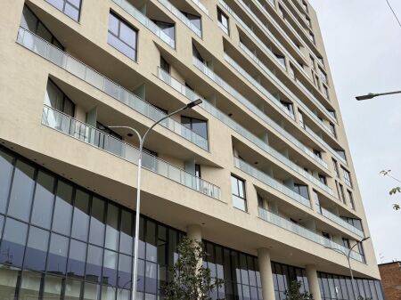 Qira ambient për zyra – tek Golden Tower (Mine Peza)