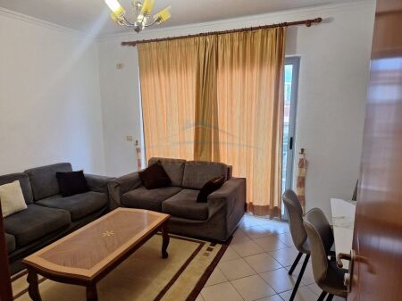 Qira, Apartament 1+1, Komuna e Parisit