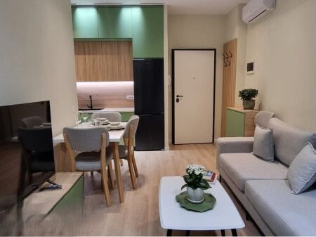 APARTAMENT 1+1 ME QIRA TEK MYSLYM SHYRI! 650 € /Muaj