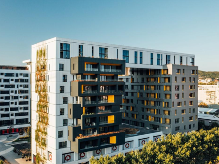 🏢 Appartamento 3+1 + 2 Posti Auto in Vendita – Square 21