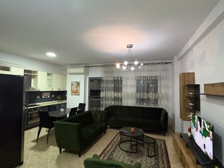 Appartamento 2+1+2 in affitto nella zona del Comune di Parigi.