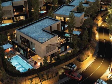 Villa 3+1+4 For Sale in Mjull - Bathore