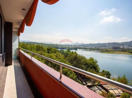 Apartament - Për Qira - Liqeni i Tiranës, Tiranë(ID: 530551001-346)