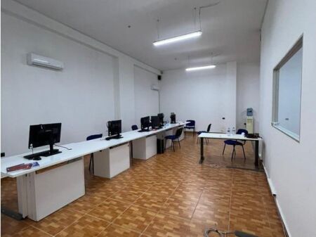 JEPET ME QIRA AMBIENT ZYRASH TEK SELVIA