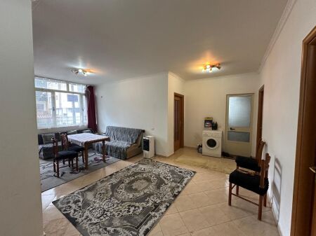 Apartament 3+1 në shitje – Golem