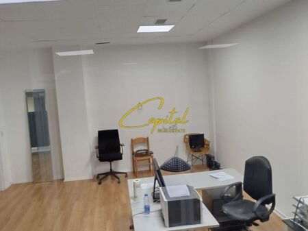 ZYRE ME QIRA 54 M2 21 DHJETORI 60.000 LEKE