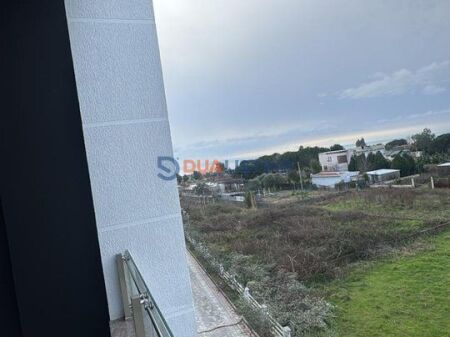 Shitet Apartament 2+1 në Gjirin e Lalzit