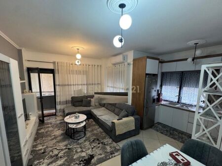 APPARTAMENTO 1+1 VICINO AL NUOVO MERCATO ELETTRICO !