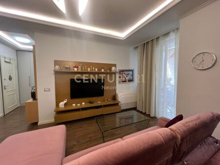 Apartment 1+1 for rent in Fresk, near Market Aldi