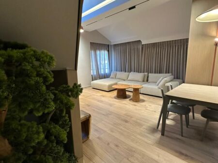 IN AFFITTO | DUPLEX DI LUSSO 3+1+2 + POSTO AUTO KODRA E DIELLIT