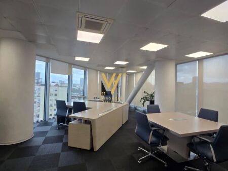 JEPET AMBIENT BIZNESI 770 M2 ME QIRA TE ZOGU I ZI 17.800 EURO