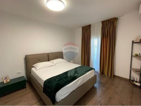 Apartament 1+1+Ballkon Me Qira tek 21 Dhjetori