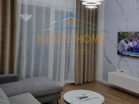 Affitto, Appartamento 1+1+Posto Auto, Comune di Parigi, Tirana