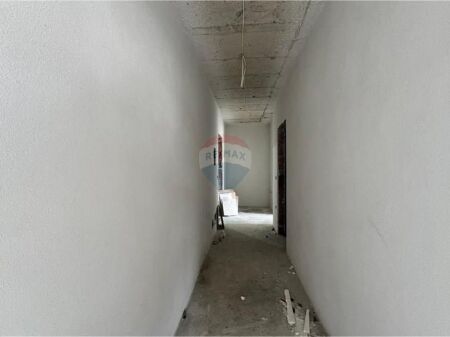 Appartamento - In Vendita - Via Kokonozeve, Tirana(ID: 530571001-239)