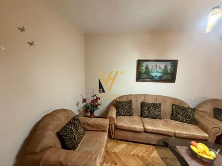 AFFITTASI APPARTAMENTO 2+1 IN AFFITTO A 21 DICEMBRE 50.000 LEKE