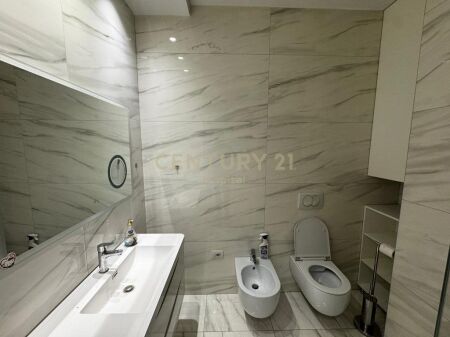 DUPLEX MODERNO IN AFFITTO IN CENTRO