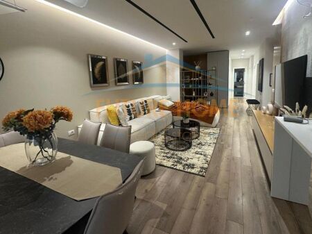 Rent, Apartment 3+1+2+Parking Space, Kosovarëve Street, Tirana