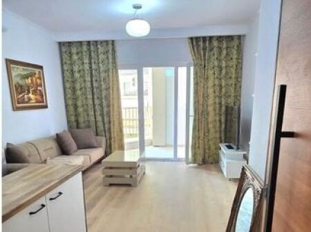 Zogu i Zi, appartamento 1+1 in affitto