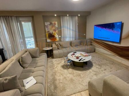 For sale, Apartment 2+1+2, Student City, Tirana