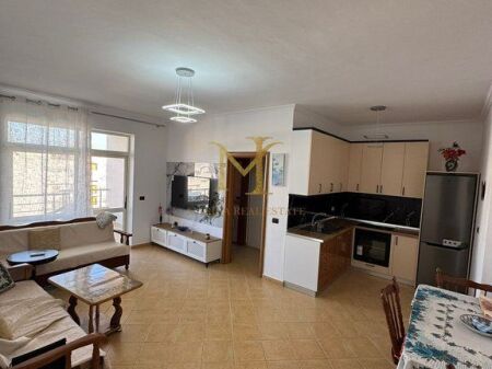 Apartament 2+1 me qira – Plazh Hekurudha, Durrës