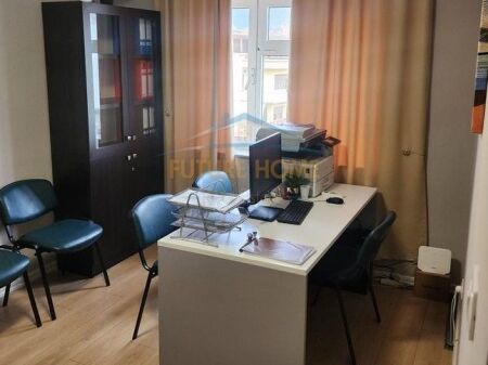 Qira, Ambient per Zyre, Rruga Myslym Shyri, Tirane.