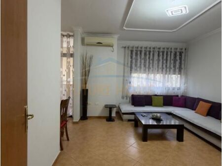 Qera, Apartament 2+1+2, Rruga Panorama