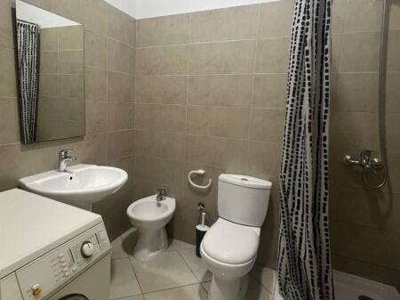 Apartament 1+1 me qira në Fresk