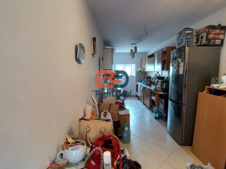 Ne Selite, Prane Tregut Ushqimor, Shitet Apartament 2+1 Me Planimetri Te Rregullt!!