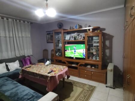 Appartamento 2+1 in vendita a Vasil Shanto, Via Irfan Tomini!