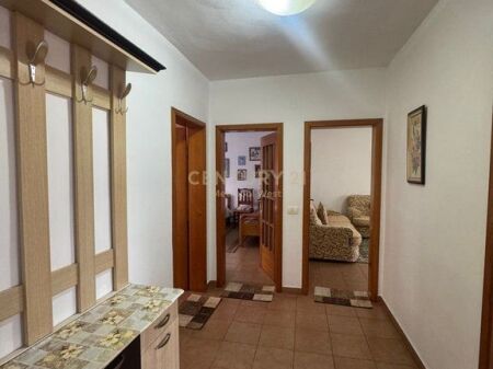 SHITET APARTAMENT 2+1 TEK ISH TREGU ELEKTRIK