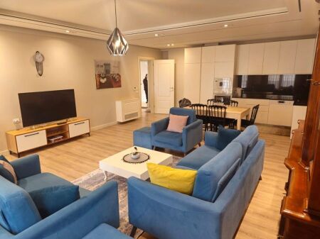 Apartament me qera 2+1+2 Liqeni Artificial