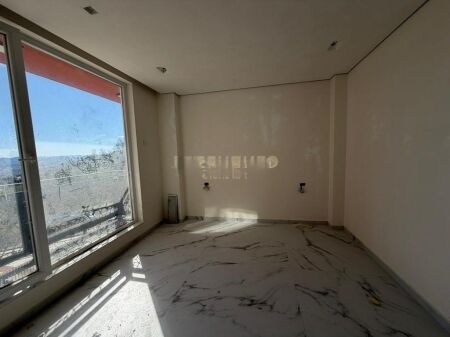 SHESIM DUPLEX NE FRESK TE REZIDENCA JAHO !