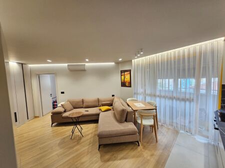 Apartment For Rent 1+1 in Vasil Shanto (ID B2101505) Tirana