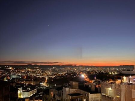 VENDESI APPARTAMENTO 3+1+2 CON VISTA PANORAMICA DA TIRANA A FRESK