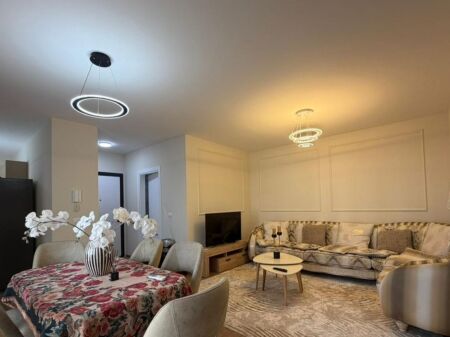 🏡 Apartament 2+1+2 për shitje