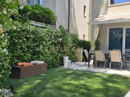 ✨ Vilë luksoze me pishinë për shitje