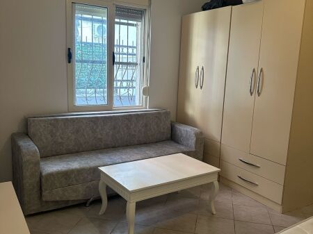 Studio apartment for rent on Kosovareve Street .