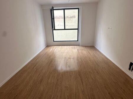 Jepet me qira apartament 1+1 – i përshtatshëm edhe për zyrë