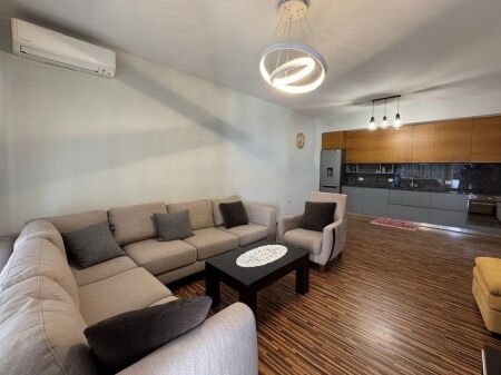 AFFITTASI APPARTAMENTO 2+1 A ASTIR