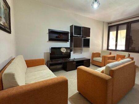 AFFITTASI DUPLEX 1+1 PRESSO IL PARCO DEL COMUNE DI PARIGI